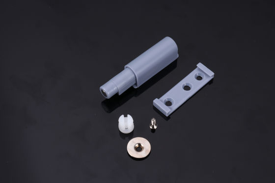 Hardware anticorrosivo do encaixe da mobília do metal, impulso estável para abrir a trava magnética